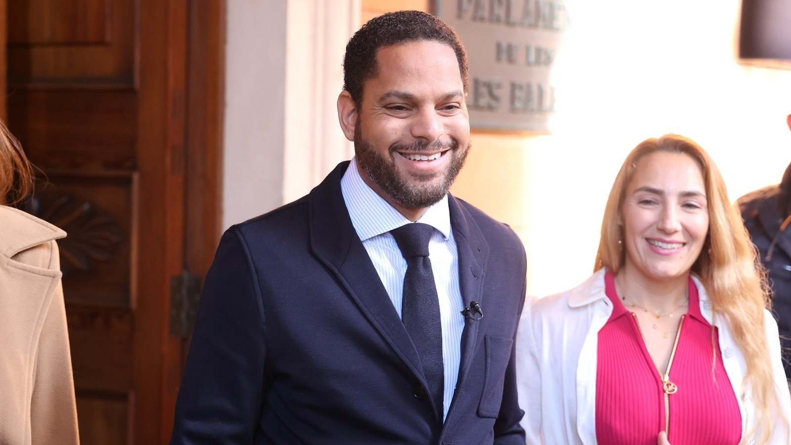 El secretario general de Vox, Ignacio Garriga, junto a la presidenta de la formación en Baleares, Patricia de las Heras