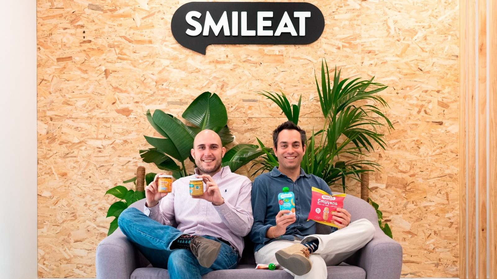 Fundadores de la empresa de alimentación infantil ecológica Smileat.