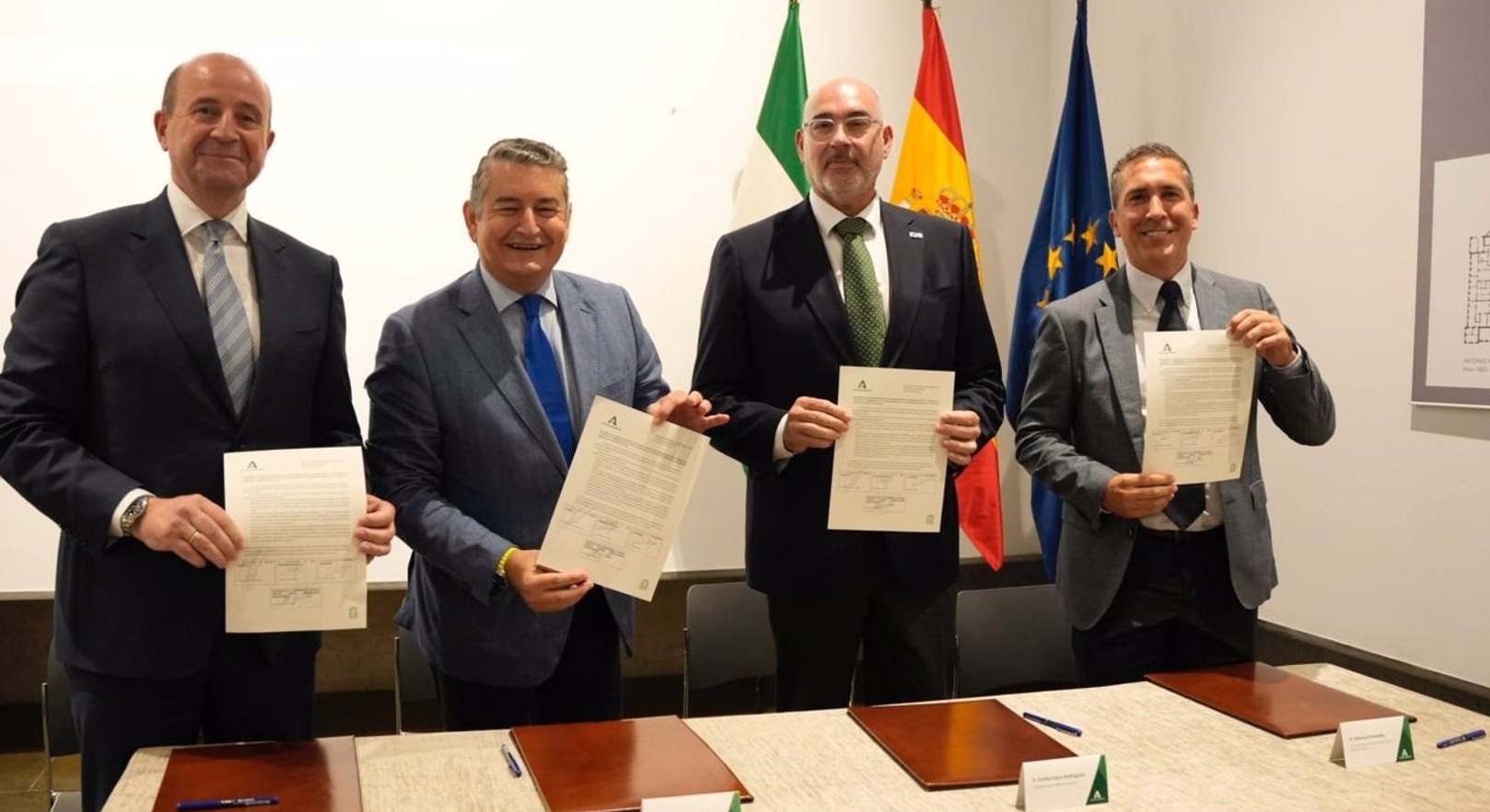 Contrato Comunicaciones Junta de Andalucía.