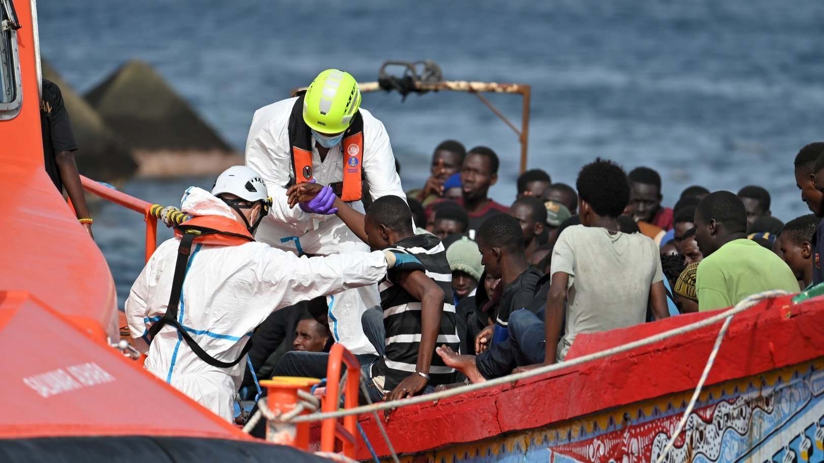 Imagen de archivo de migrantes llegando a las islas Canarias.