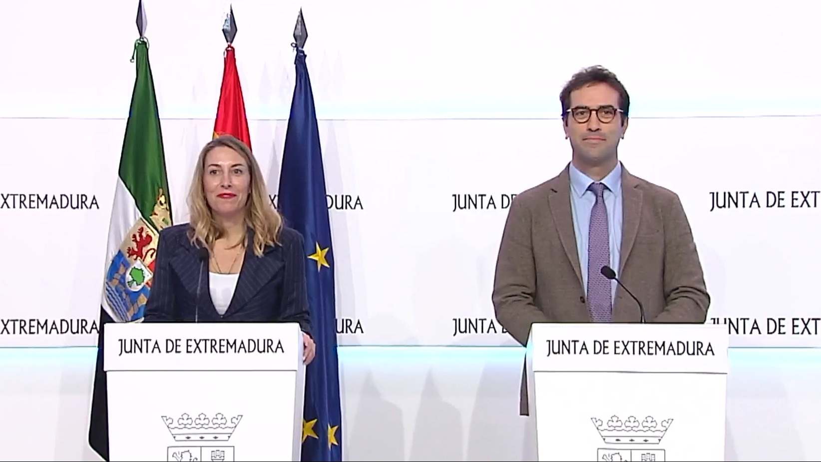 María Guardiola y Carlos Cuerpo en la rueda de prensa tras su reunión