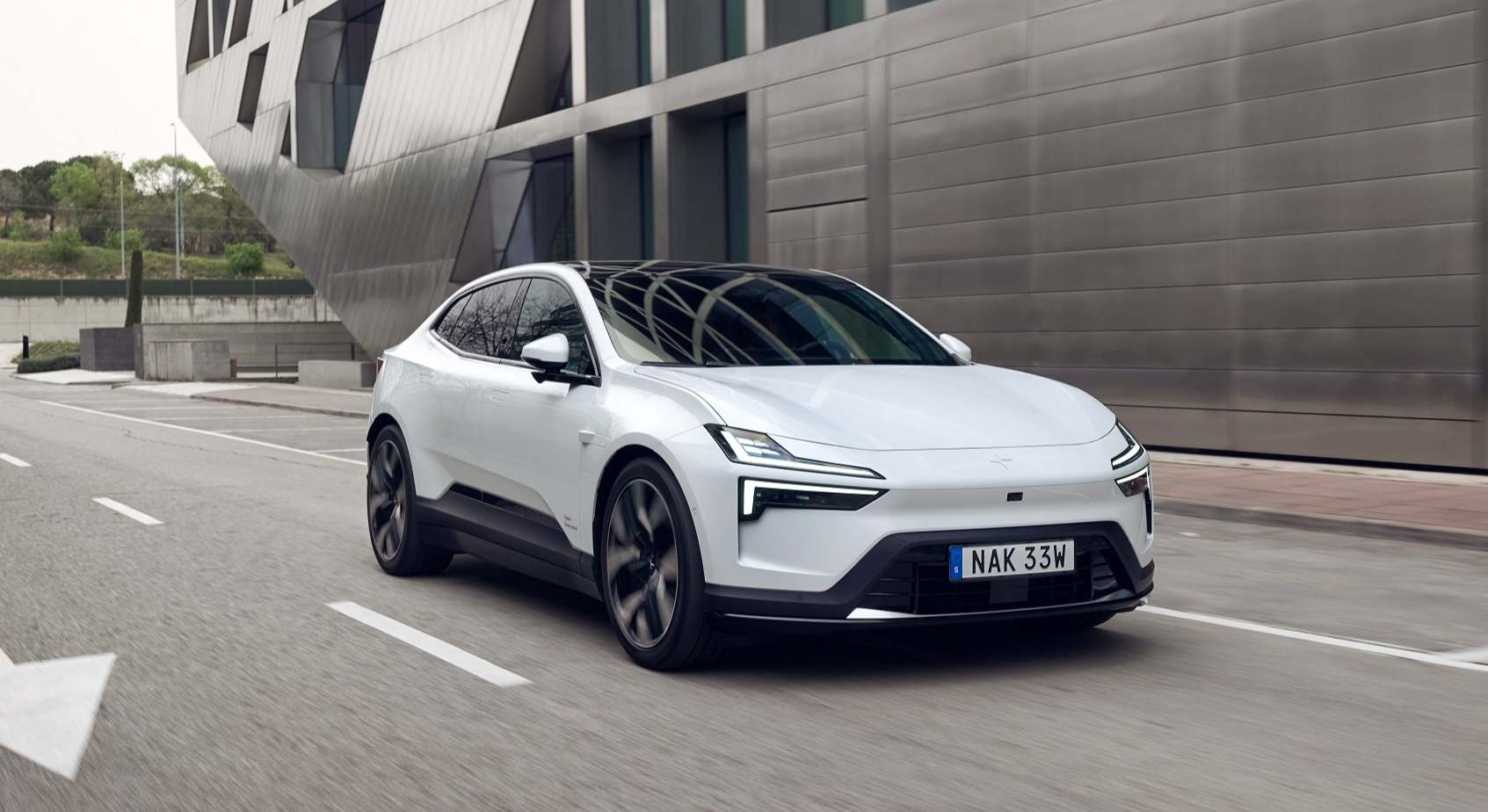 Polestar 4