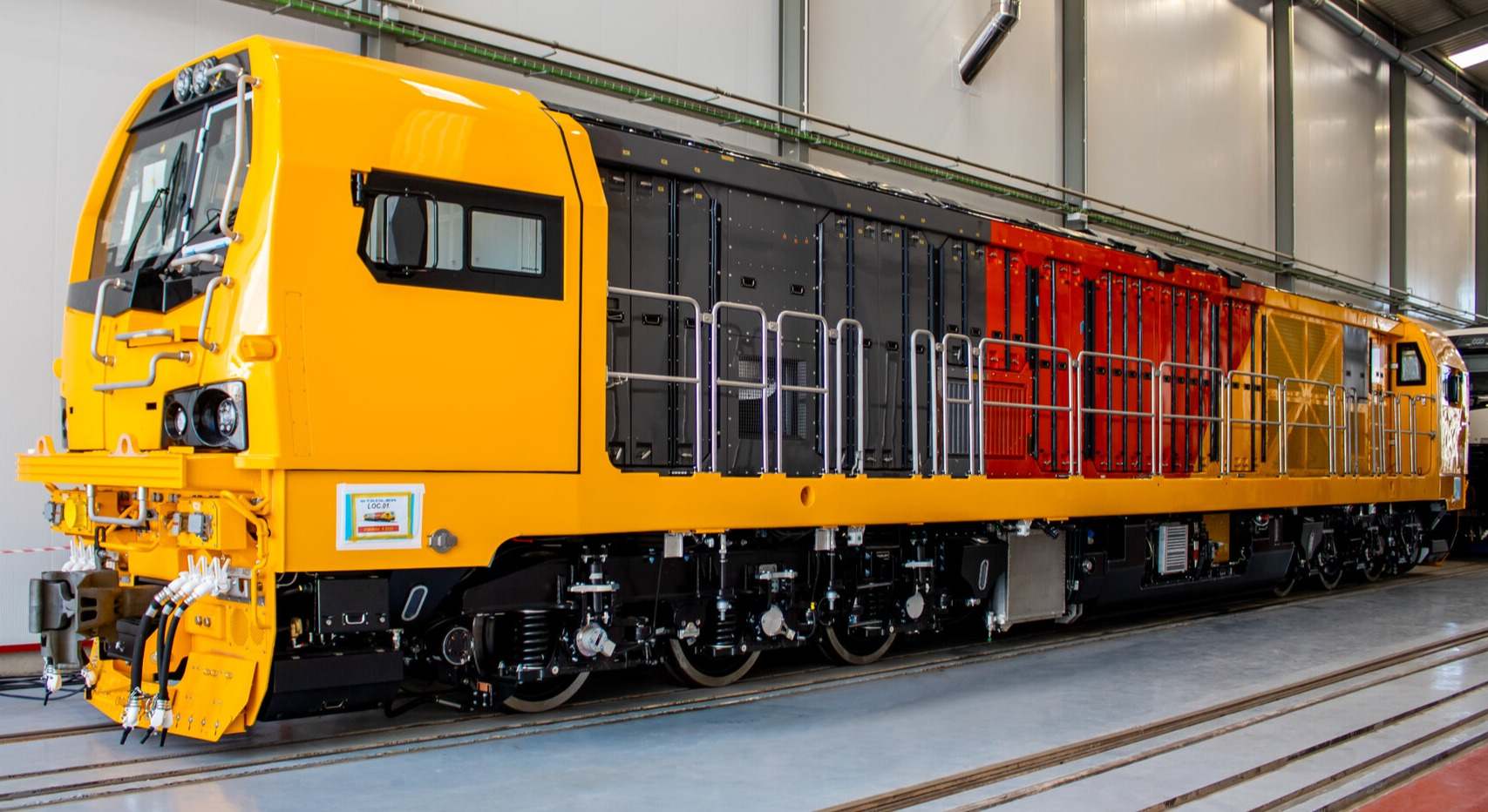 Locomotora en la planta de Stadler en Albuixech para KiwiRail.