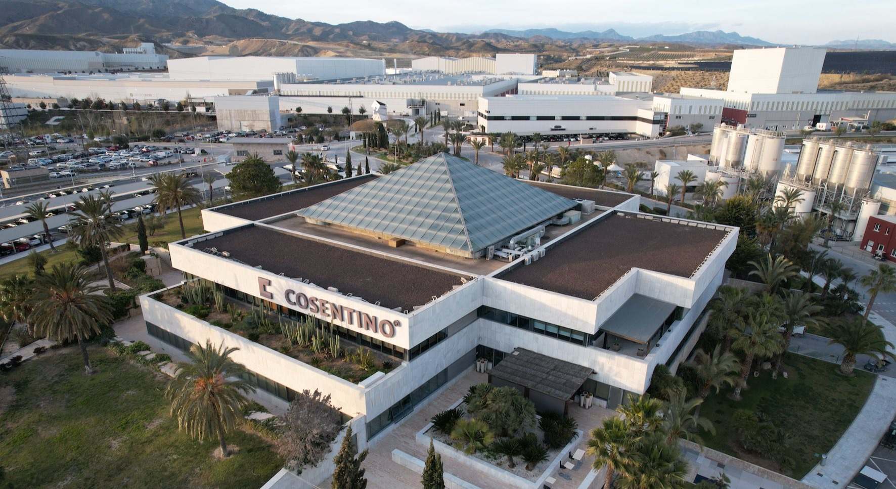 Ciudad industrial de Cosentino en Cantoria (Almeria).