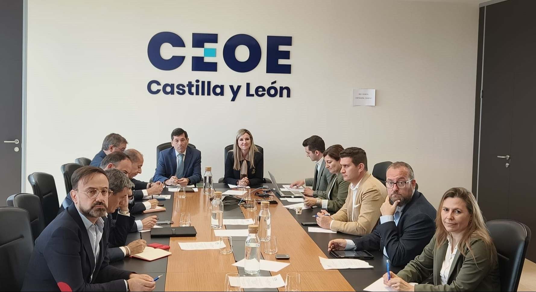 Mesa Agroalimentación CEOE castilla y León