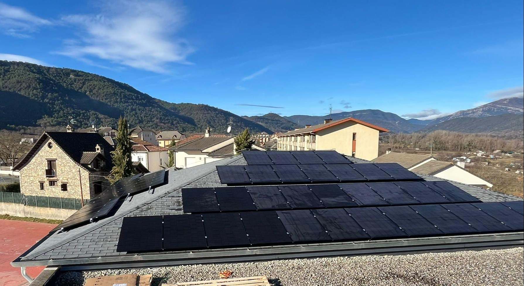 placas fotovoltaicas ainsa