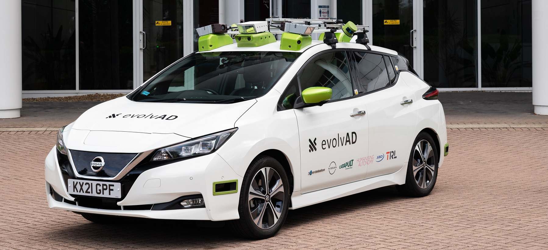 07-evolvAD-Nissan-LEAF-test-vehicle_NTCE.jpg
