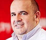 carlosblanco.jpg