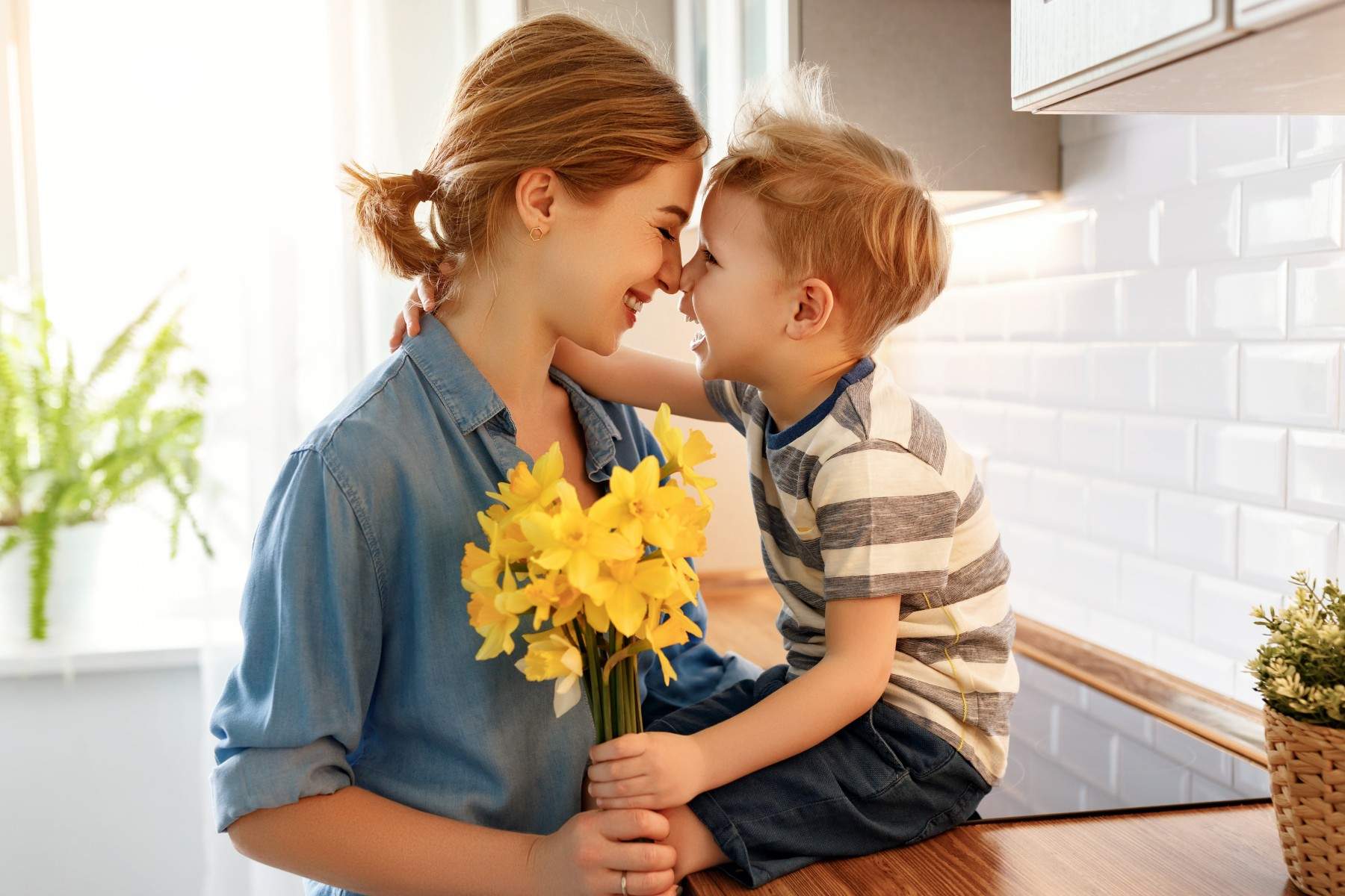 Los-ramos-de-flores-para-sorprender-a-tu-madre-en-el-Dia-de-la-Madre.jpg