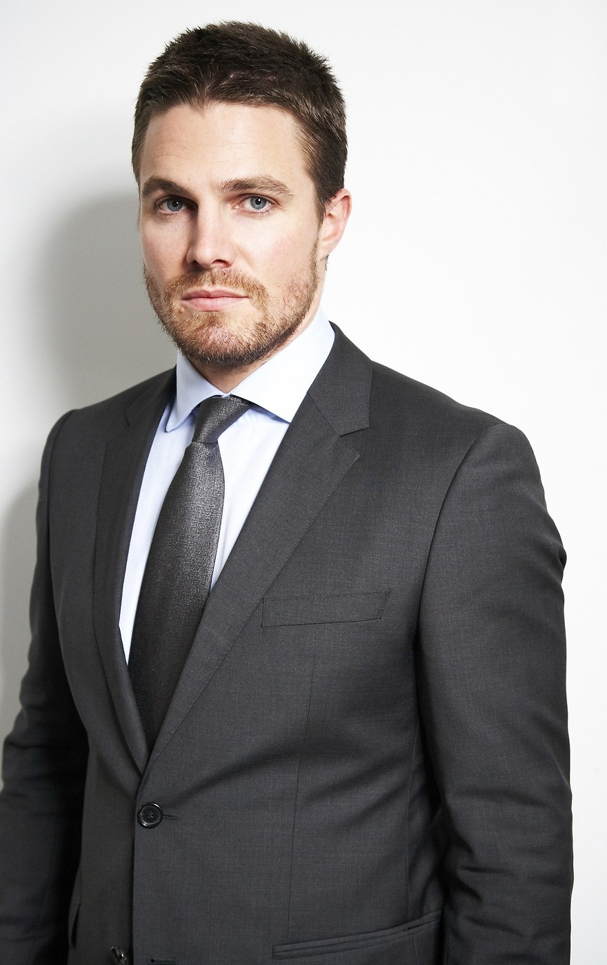 Stephen Amell protagoniza la serie 'Arrow' - 880x