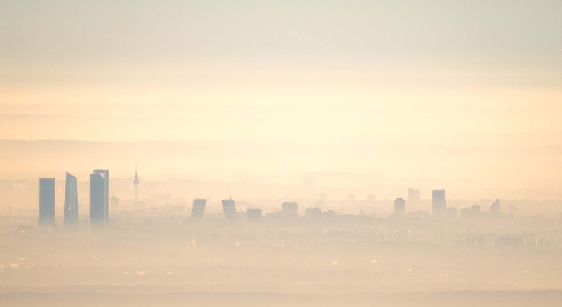 Contaminación y polvo en suspensión en el aire de Madrid. / Foto: iStock