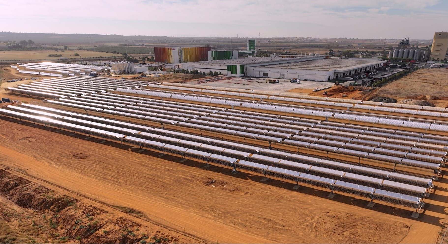 Planta termosolar de Heineken en Sevilla.