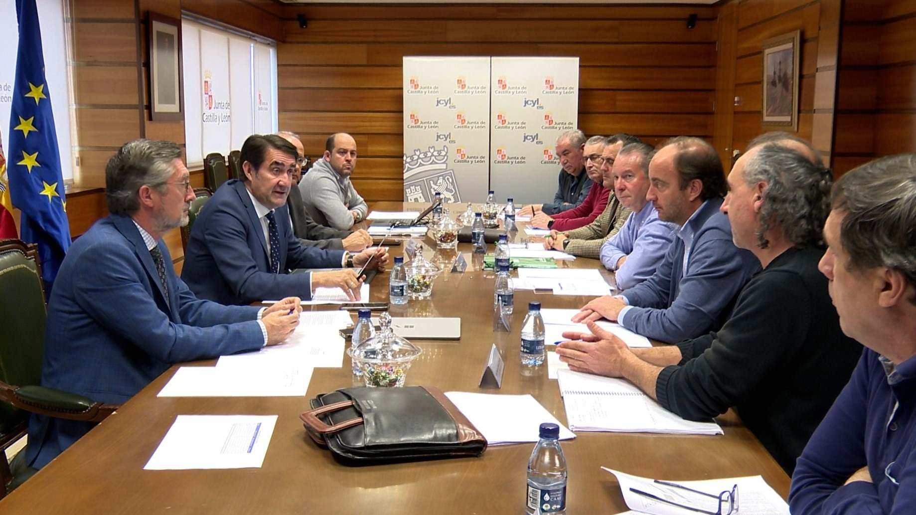 Reunión consejero de Medio Ambiente de CyL y las opas