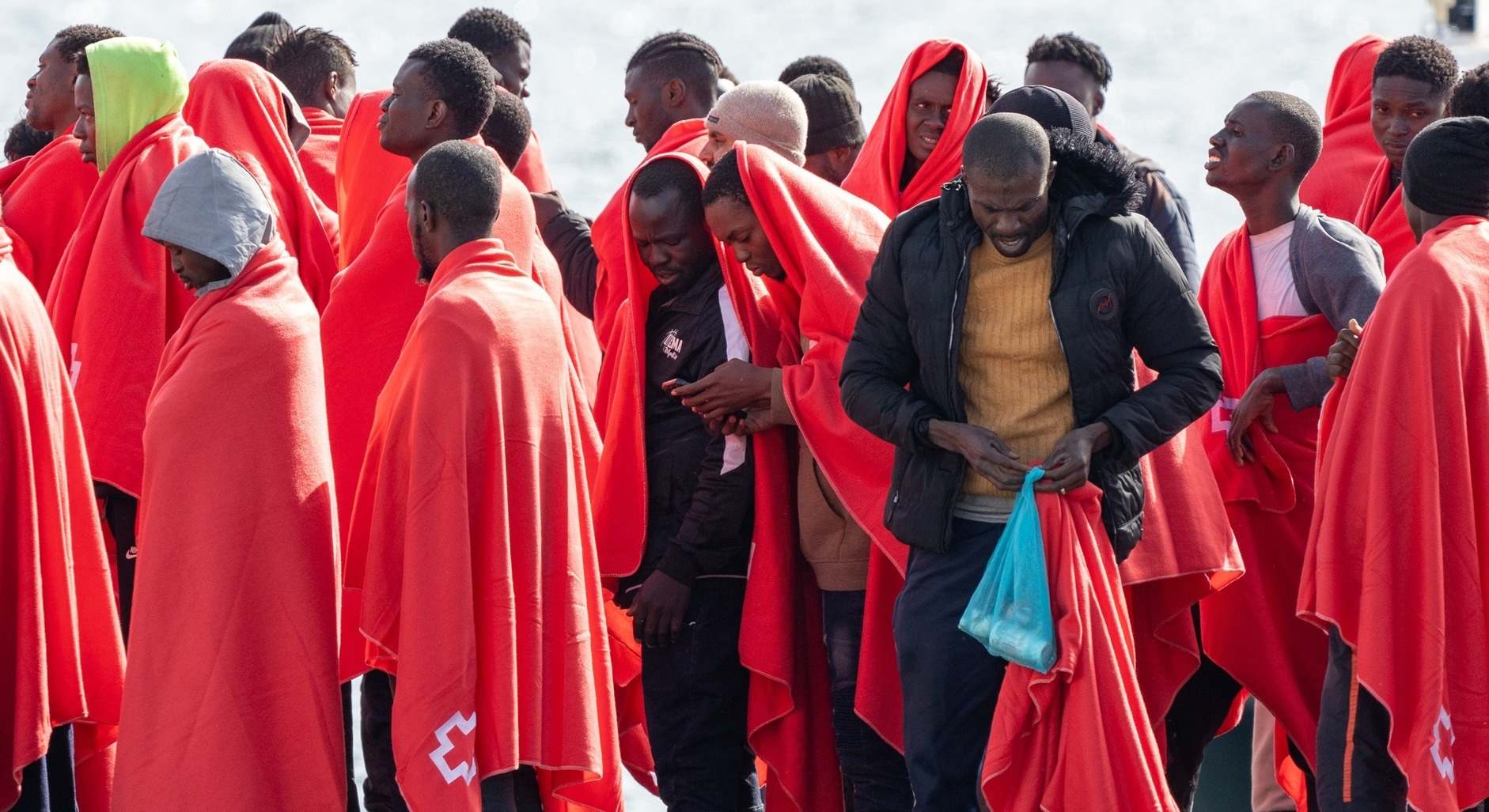 Migrantes llegados al Puerto de Naos (Lanzarote) en diciembre de 2024
