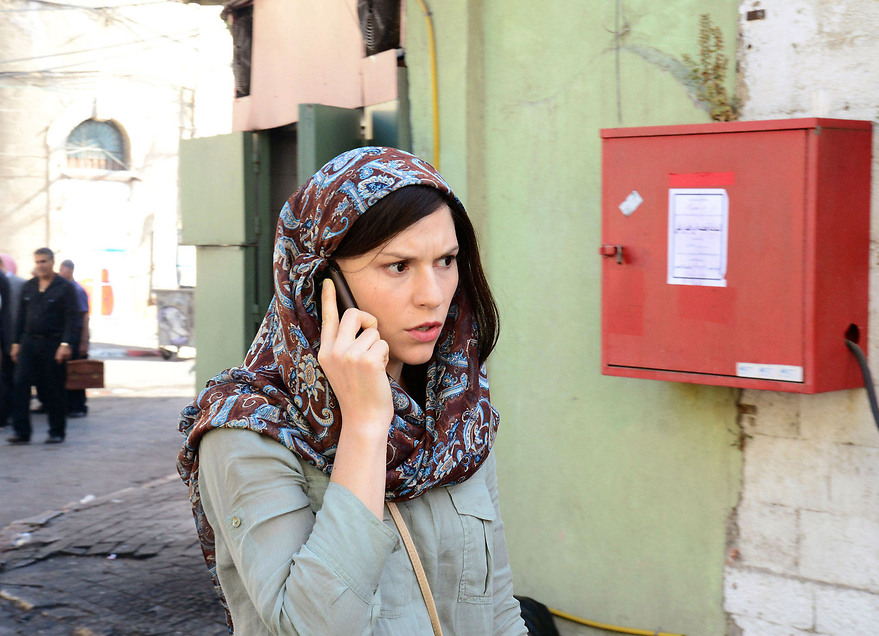 Carrie Mathison (Claire Danes) vuelve al servicio activo en la segunda temporada de Homeland - 880x