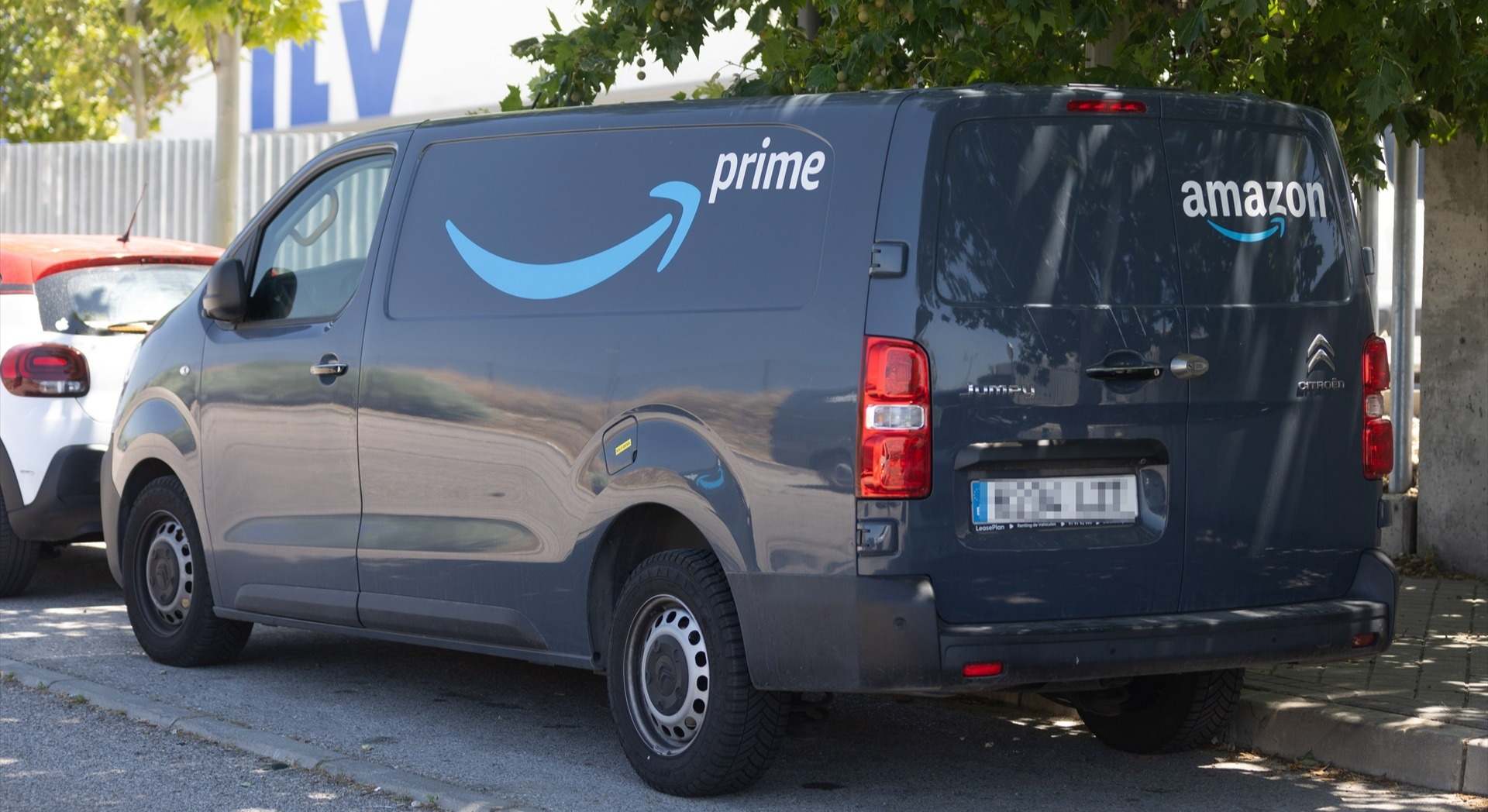 Furgoneta de reparto de Amazon