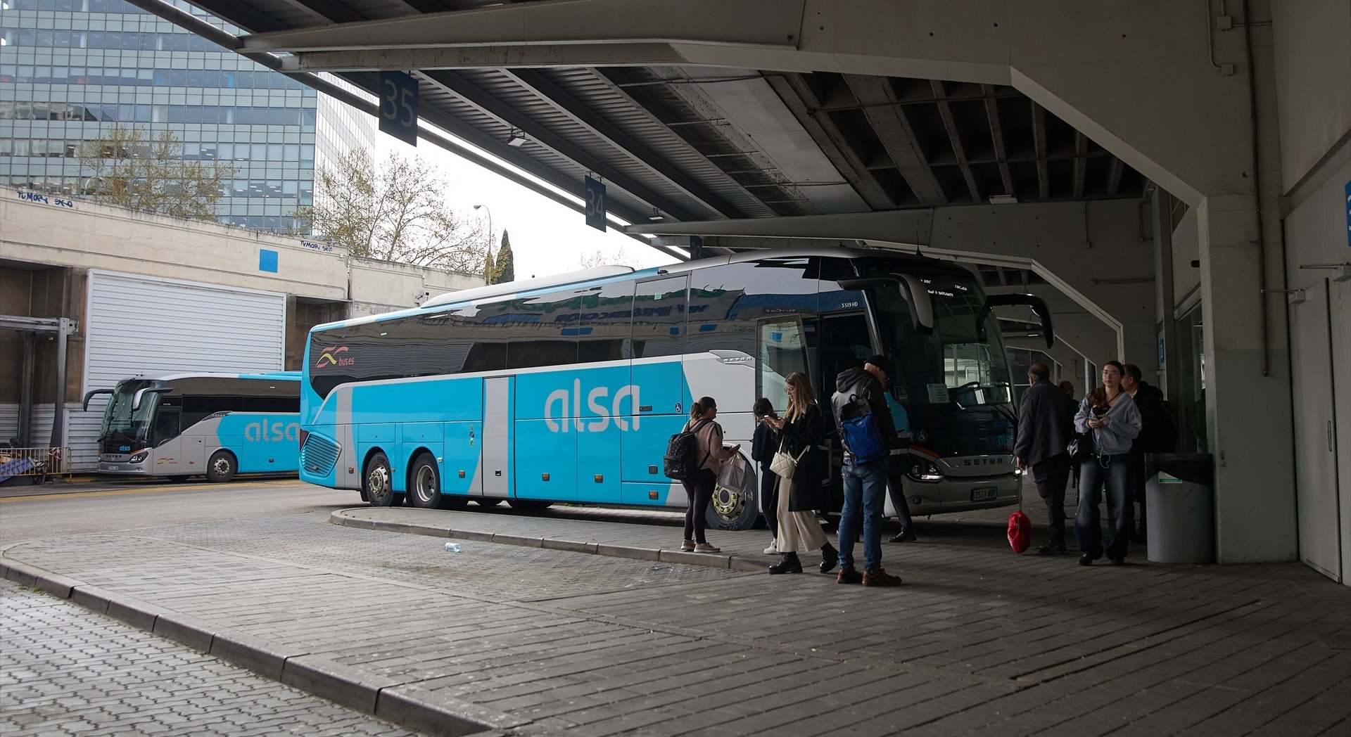 Autobuses en Méndez Alvaro
