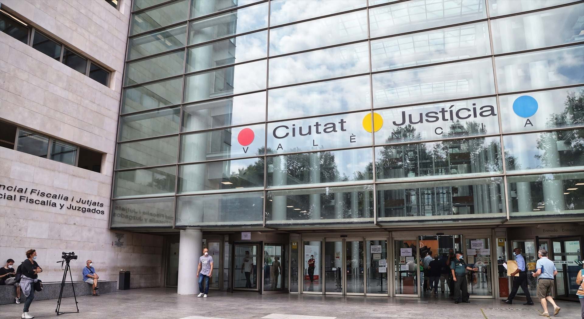 Fachada de la Ciudad de la Justicia de Valencia