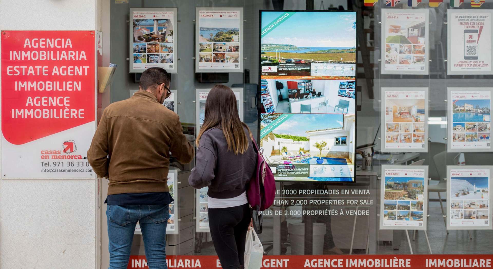 Imagen de archivo de una agencia inmobiliaria.