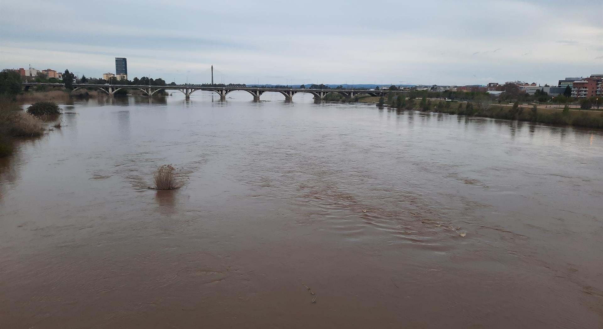 Río Guadiana a su paso por Badajoz
