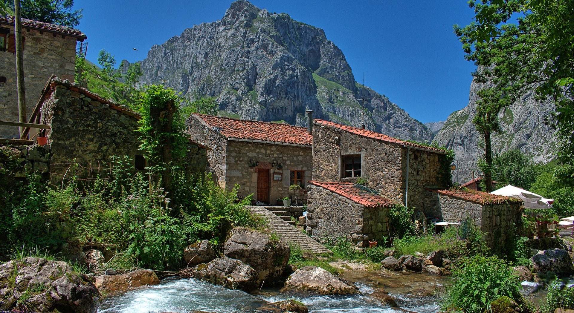 pueblorural.jpg