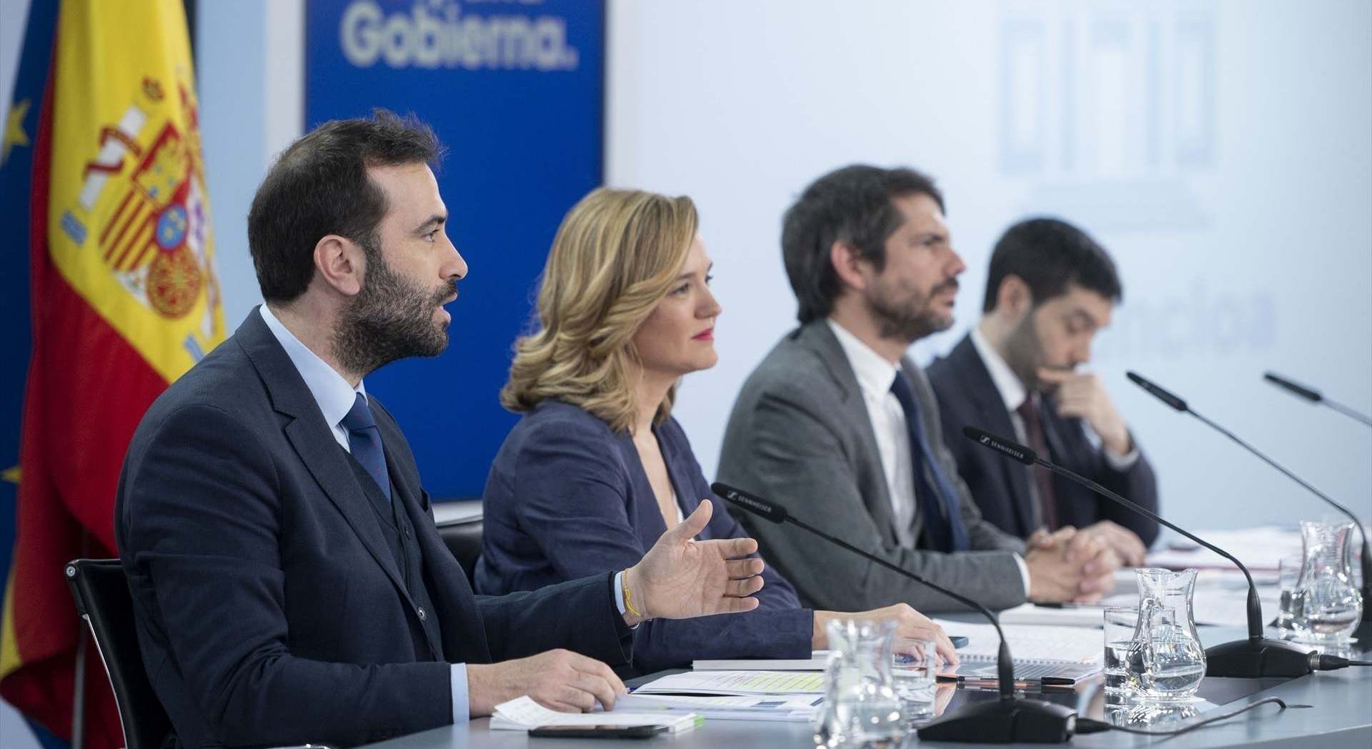 El ministro de Economía, Carlos Cuerpo, durante una rueda de prensa en La Moncloa | EP