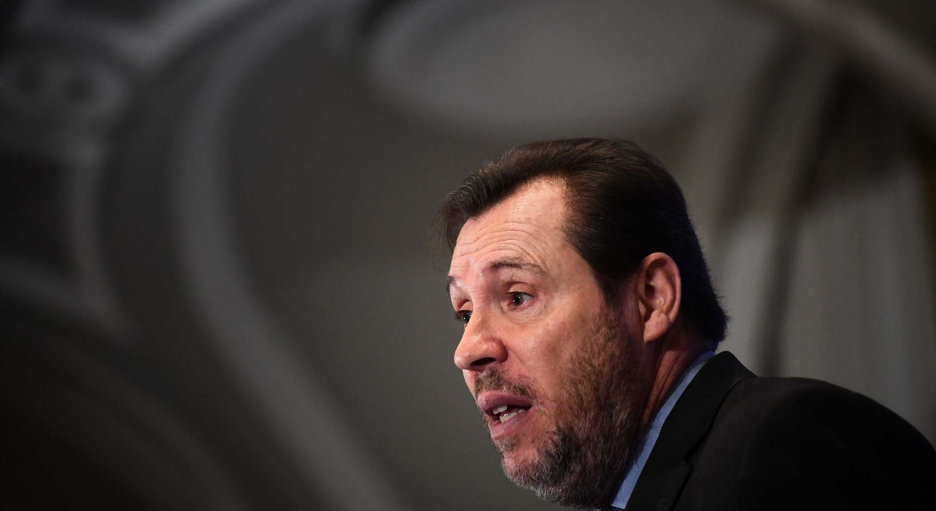El ministro de Transportes y Movilidad Sostenible, Óscar Puente en una rueda de prensa