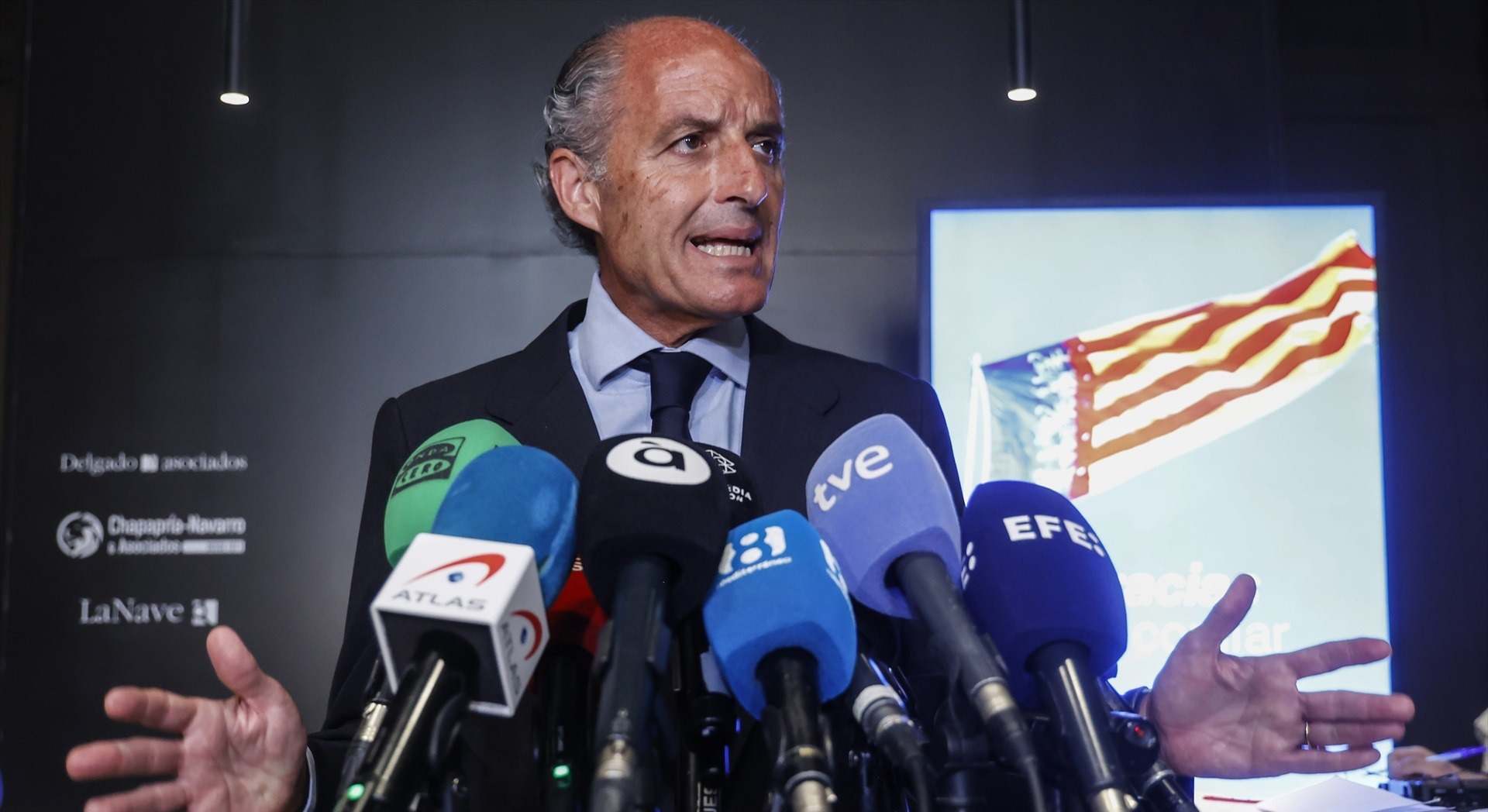 El expresidente de la Generalitat valenciana, Francisco Camps, durante una rueda de prensa tras ser absuelto