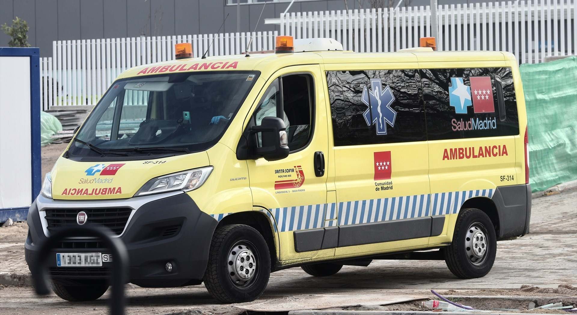 Ambulancia del Servicio Madrileño de Salud (Sermas)