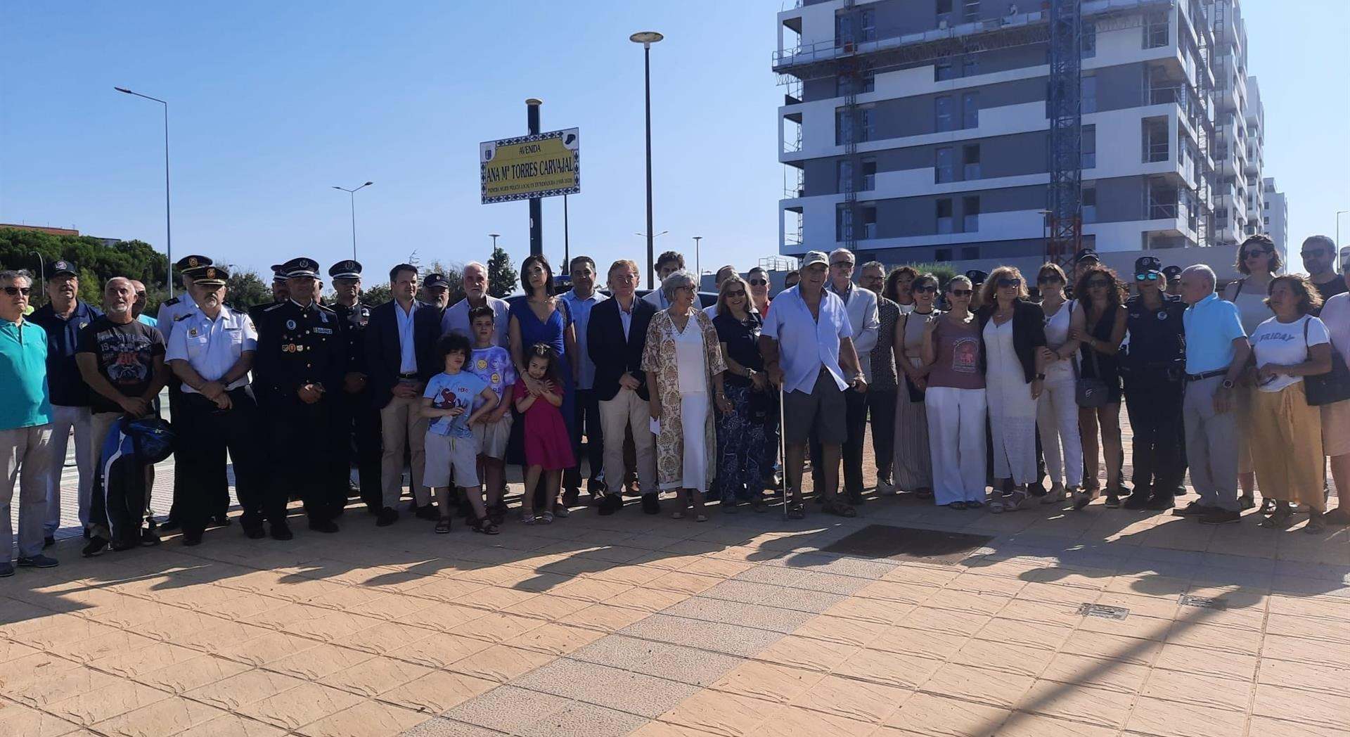 Badajoz dedica una calle a Ana María Torres Carvajal, la primera mujer policía de Extremadura - EUROPA PRESS