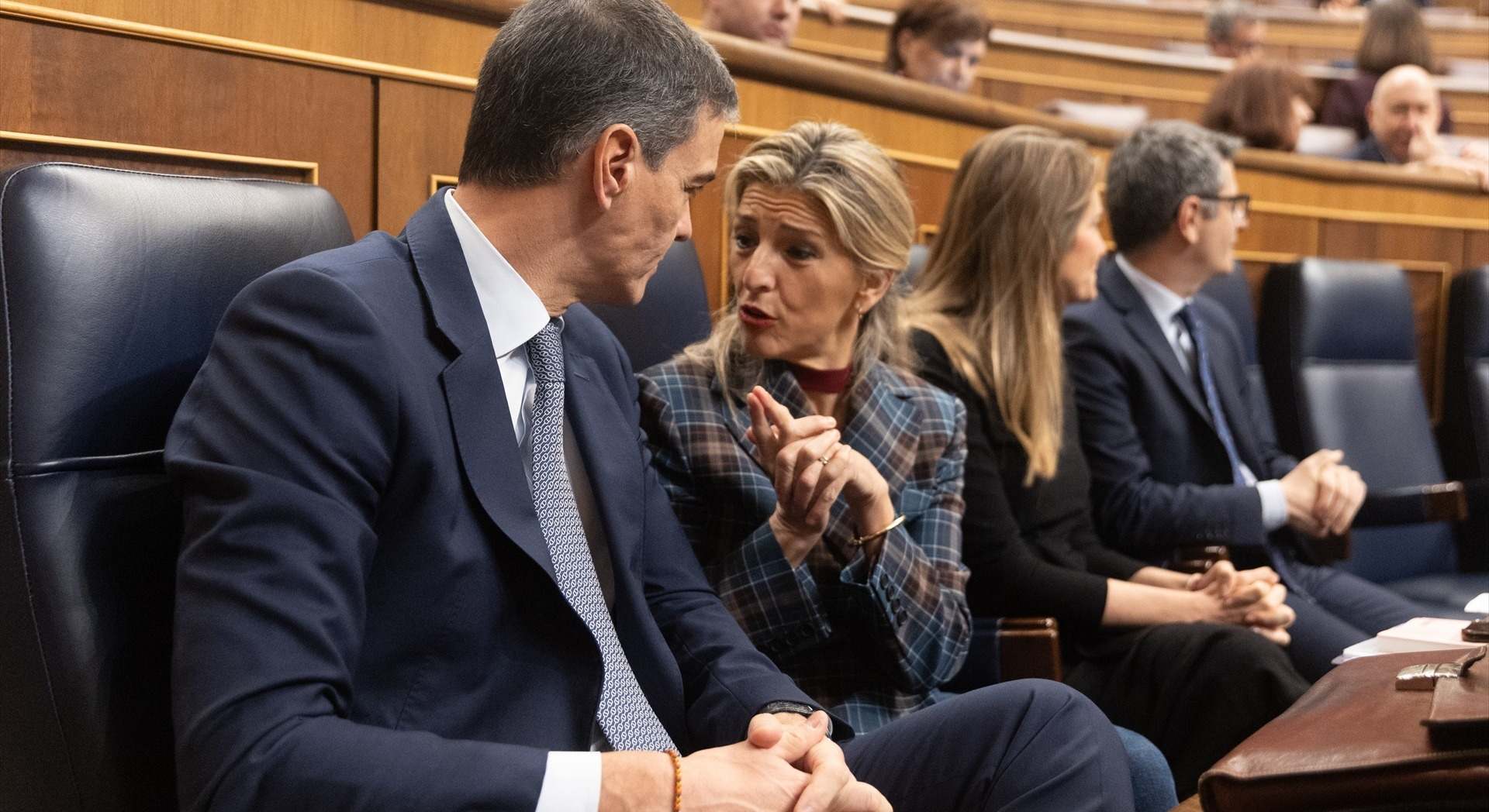 La vicepresidenta segunda, Yolanda Díaz, junto al presidente del Gobierno, Pedro Sánchez | EP