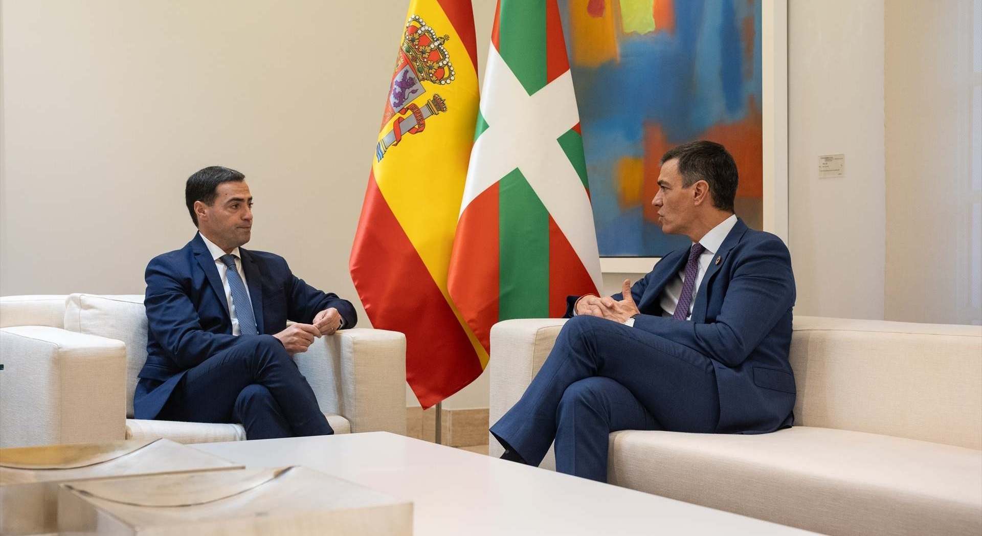 Primera Comisión Bilateral de Cooperación entre Pedro Sánchez e Imanol Pradales
