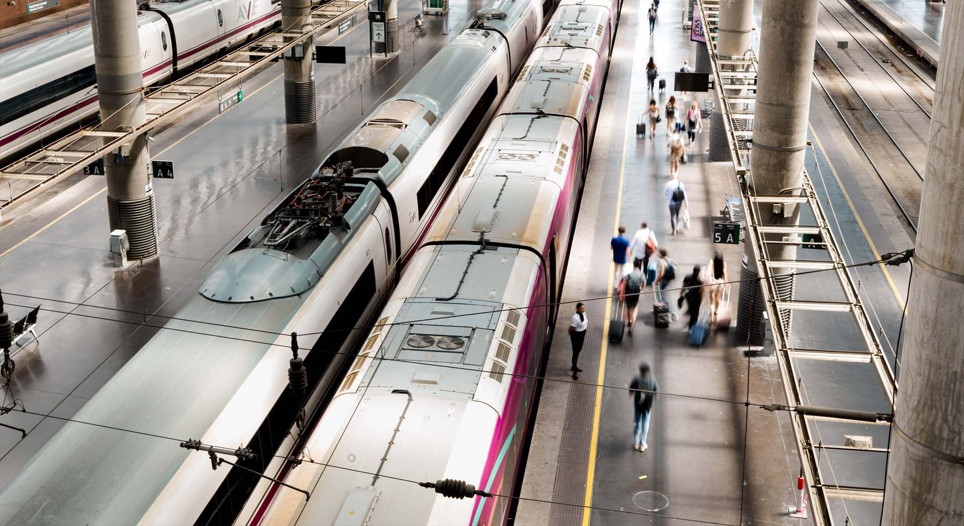 Trenes en Madrid-Puerta de Atocha. / Foto: Carlos Luján - Europa Press