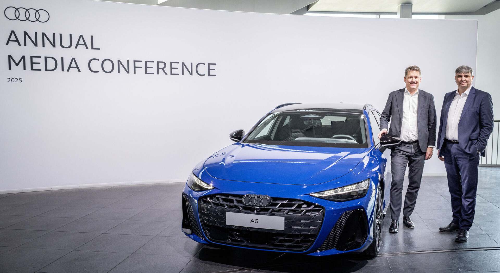 Gernot Döllner, CEO de Audi, y Jürgen Rittersberger, director financiero de Audi
