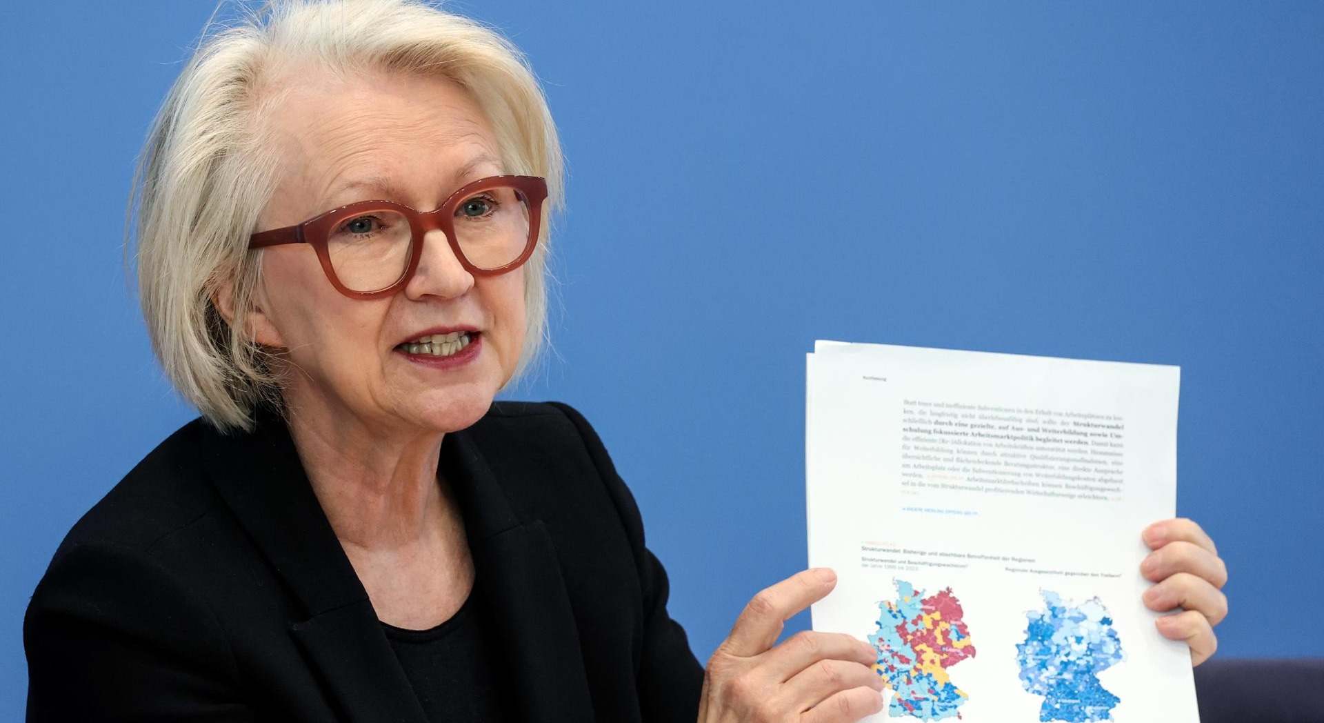 Monika Schnitzer cinco sabios