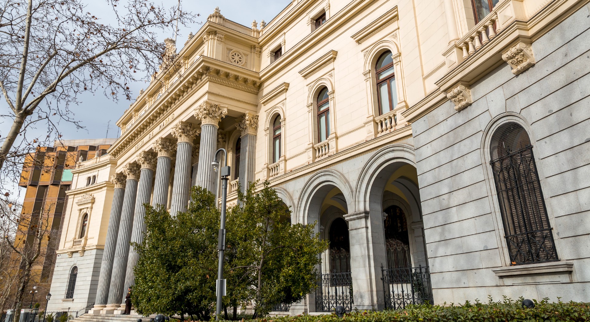 bolsa-de-madrid.jpg