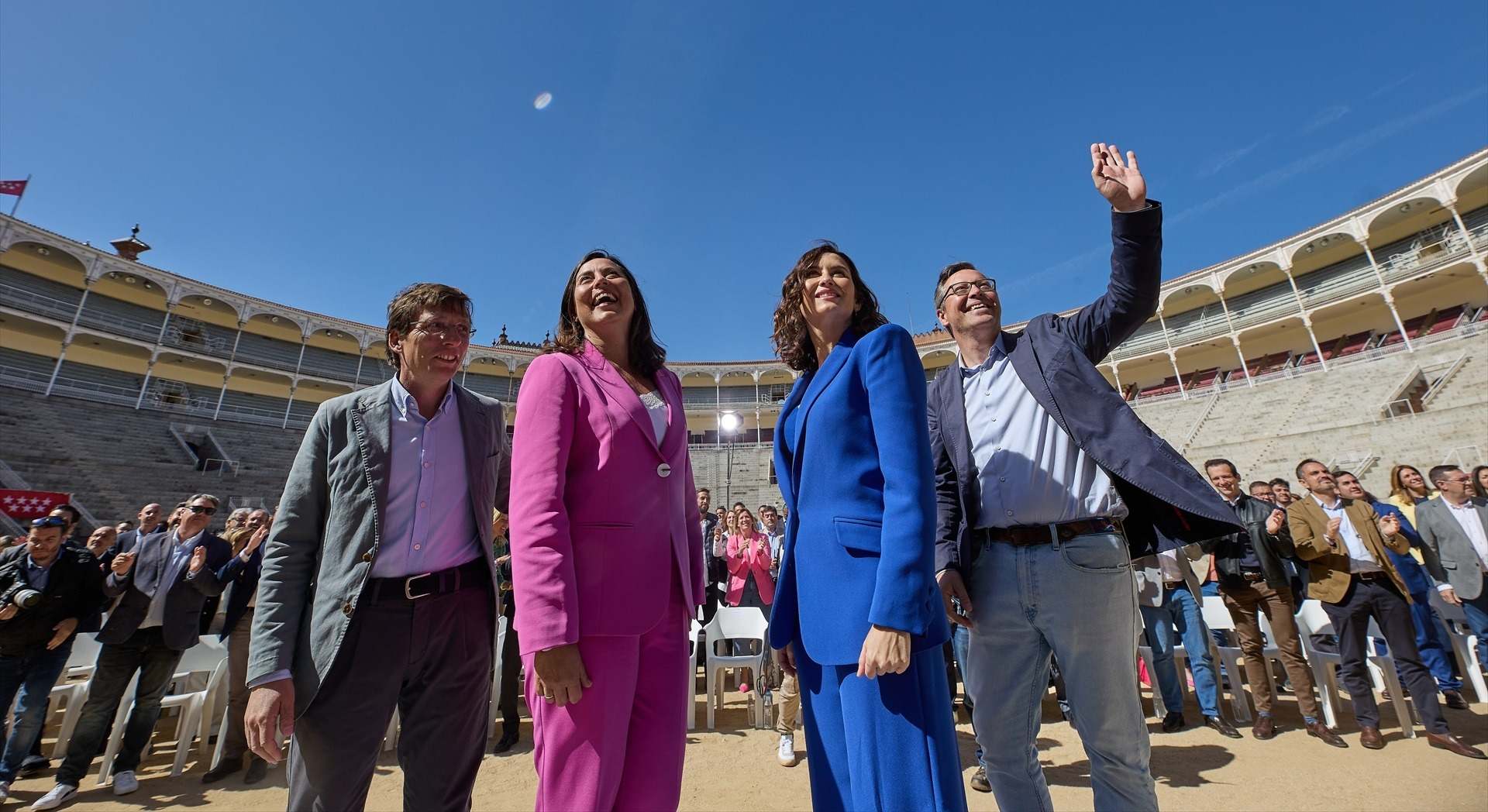 El alcalde de Madrid, José Luis Martínez-Almeida; la vicesecretaria de Organización y Territorial del PP de Madrid, Ana Millán; la presidenta de la Comunidad de Madrid, Isabel Díaz Ayuso y el portavoz del Grupo Popular en el Senado, Javier Maroto
