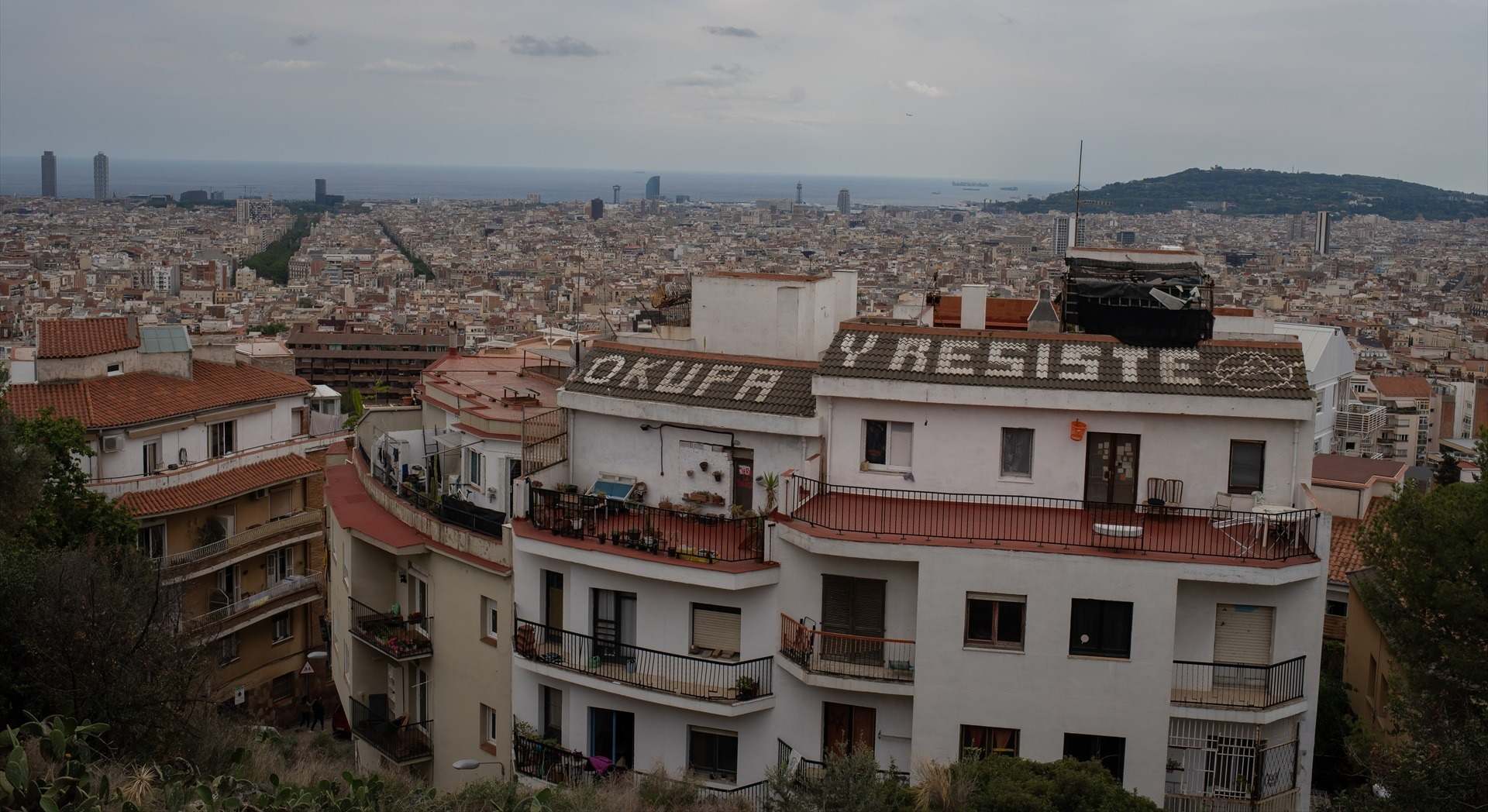 El edificio okupado 'Los Blokes Fantasma', a 18 de mayo de 2023, en Barcelona