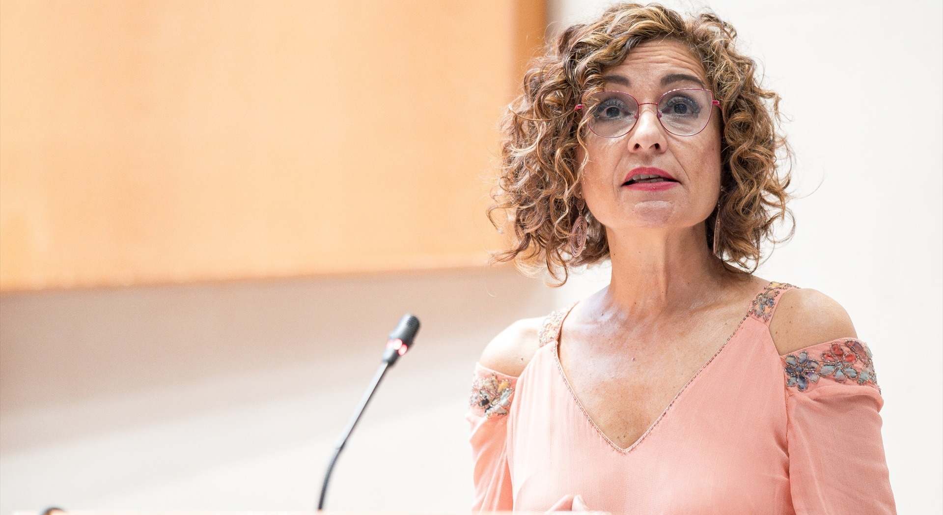 La vicepresidenta primera y ministra de Hacienda, María Jesús Montero | EP