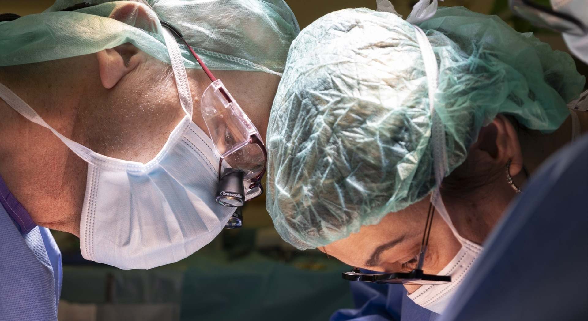 Cirujanos del Hospital de Bellvitge durante una intervención de páncreas