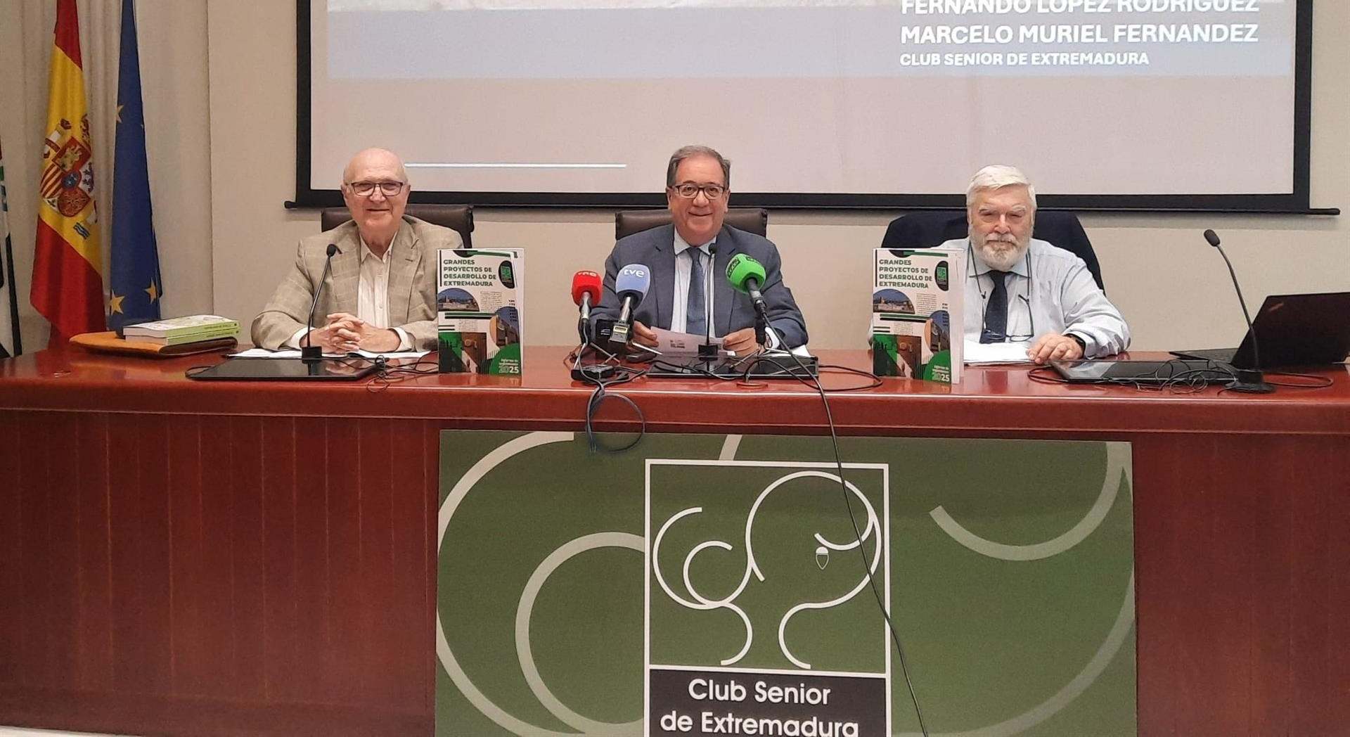 El Club Senior presenta el Informe de Seguimiento 2025 de los grandes proyectos de desarrollo de Extremadura