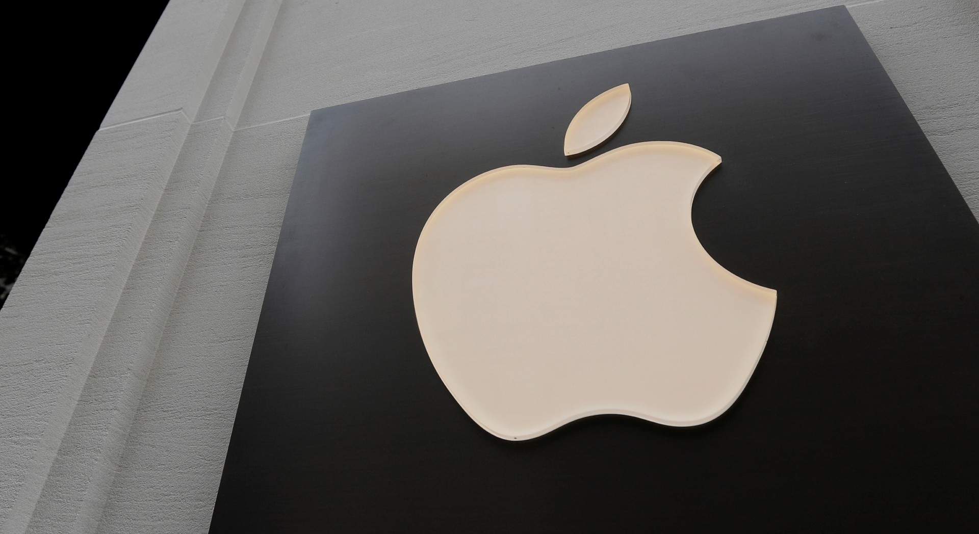 apple-logo-61200.jpg