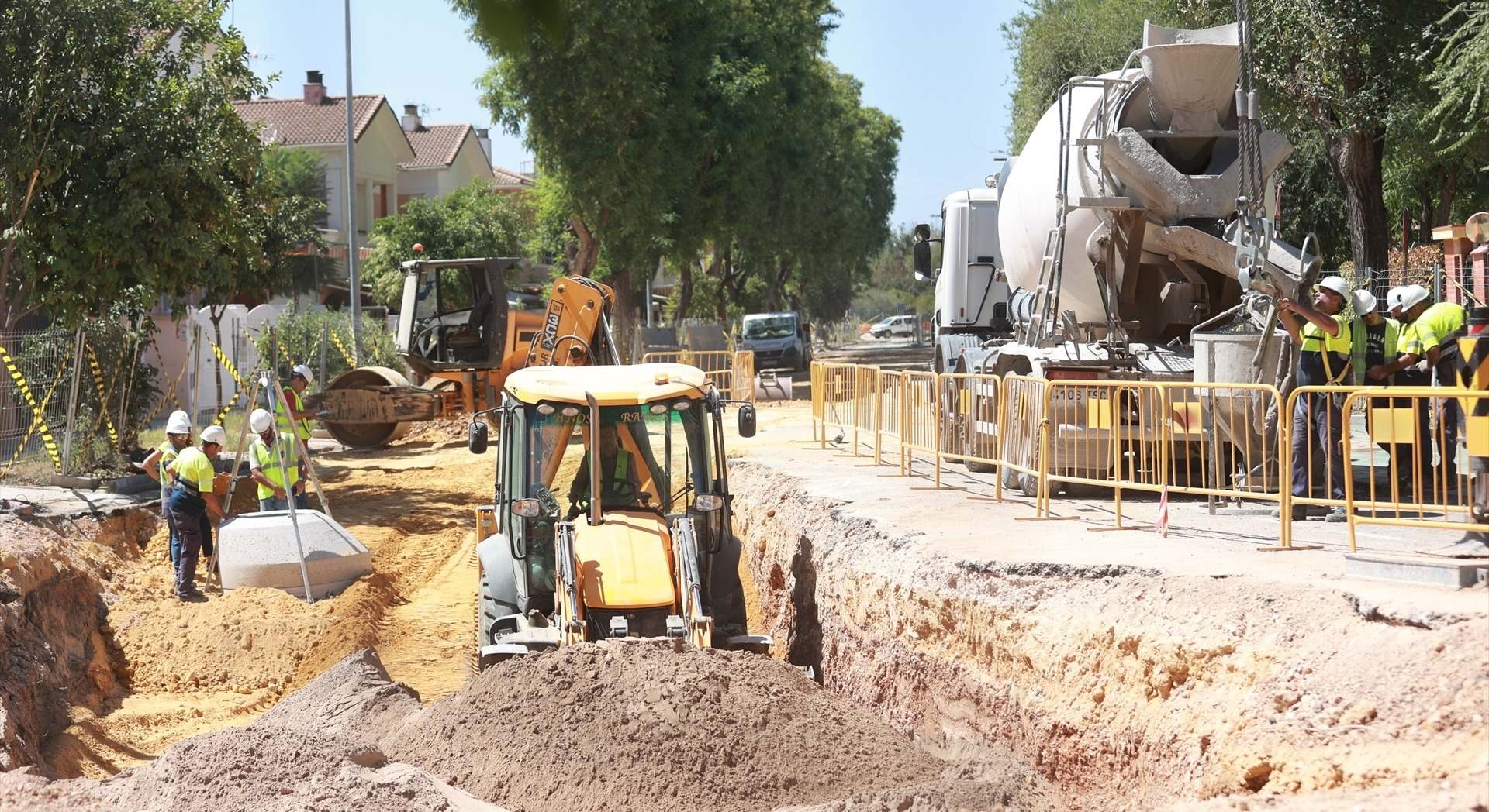 Trabajadores de la construcción en Sevilla, España. Europa Press