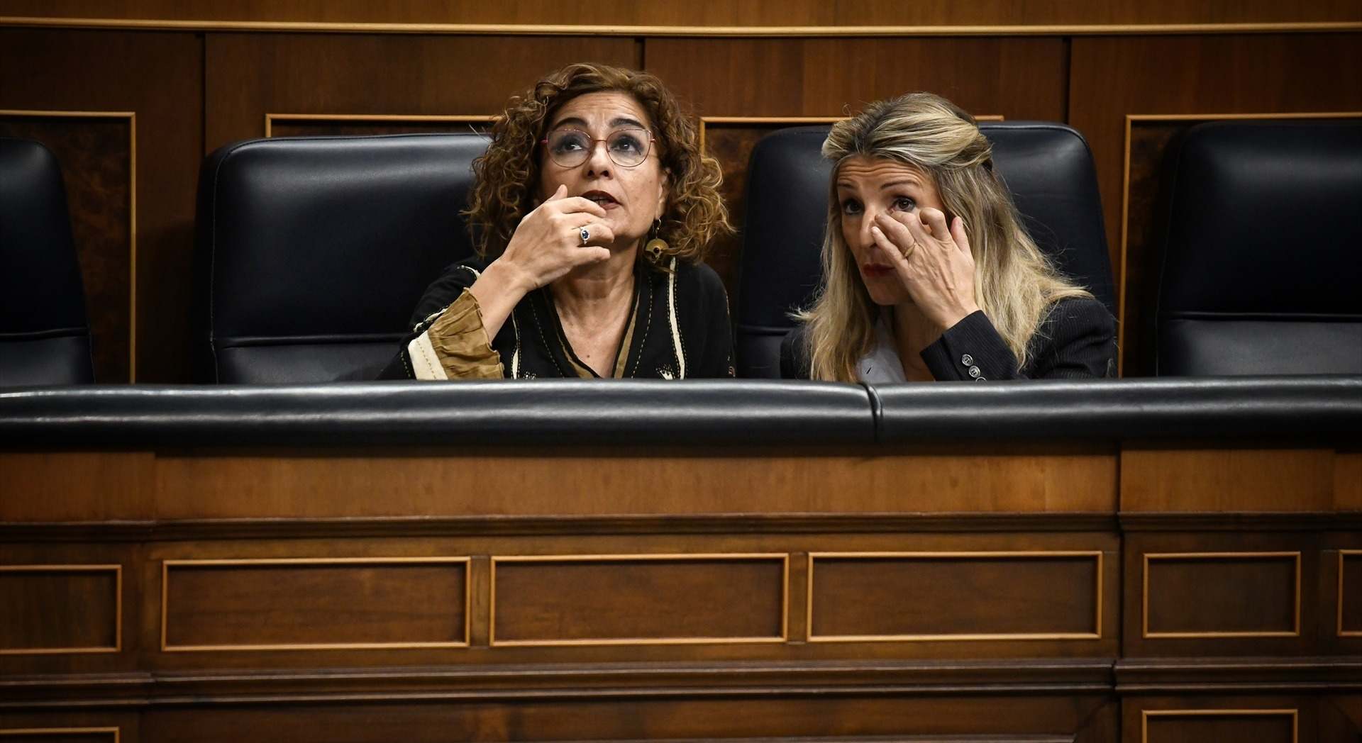 Las vicepresidentas primera y segunda, María Jesús Montero y Yolanda Díaz, en el Congreso de los Diputados | EP
