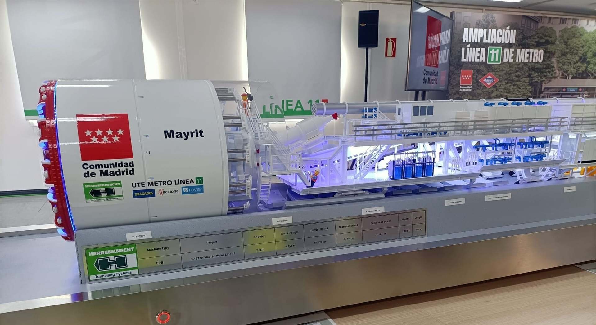 Maqueta de Mayrit, la tuneladora que ejecutará el túnel entre Conde de Casal y Plaza Elíptica de la L11 de Metro