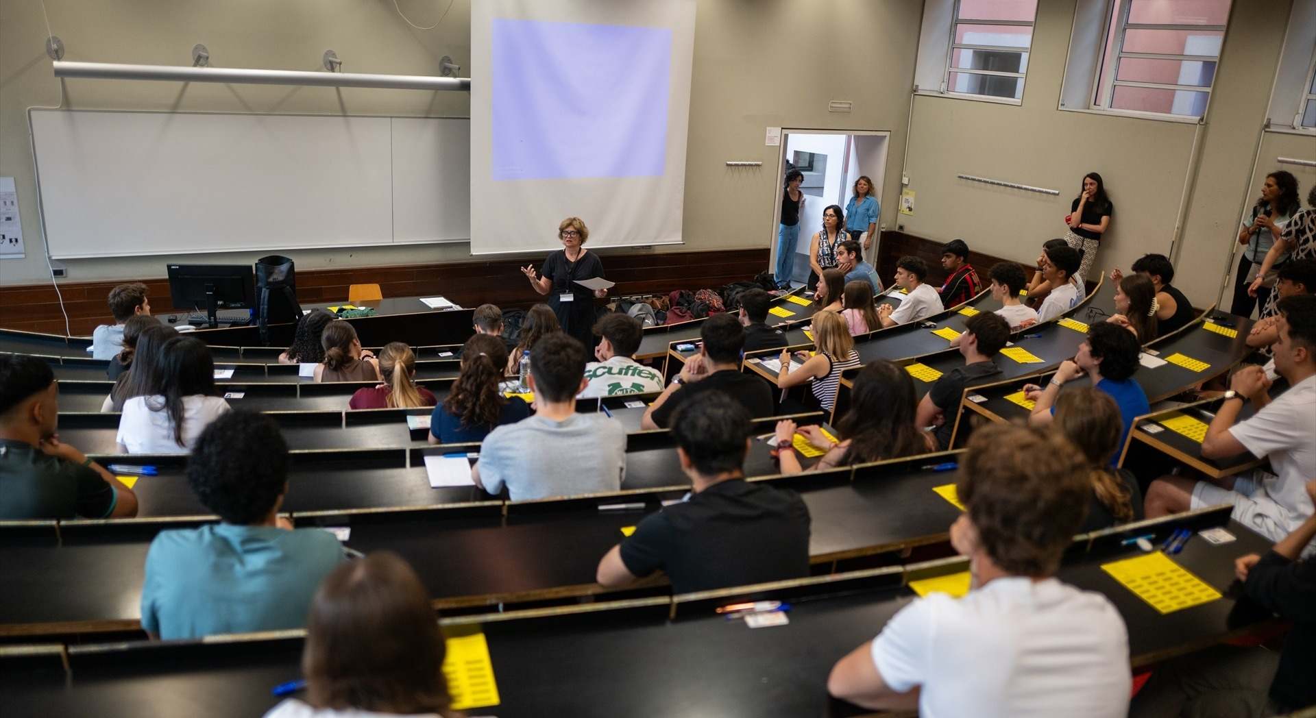 Exámenes en una universidad catalana. / Foto: EP