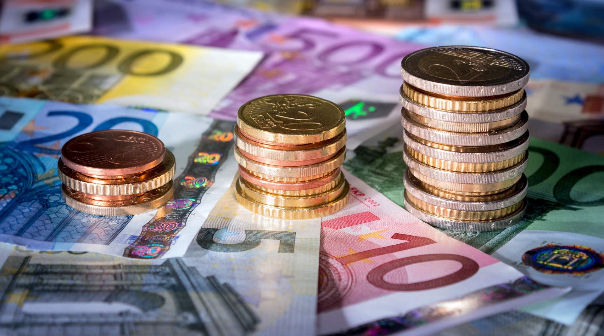 euros.jpg