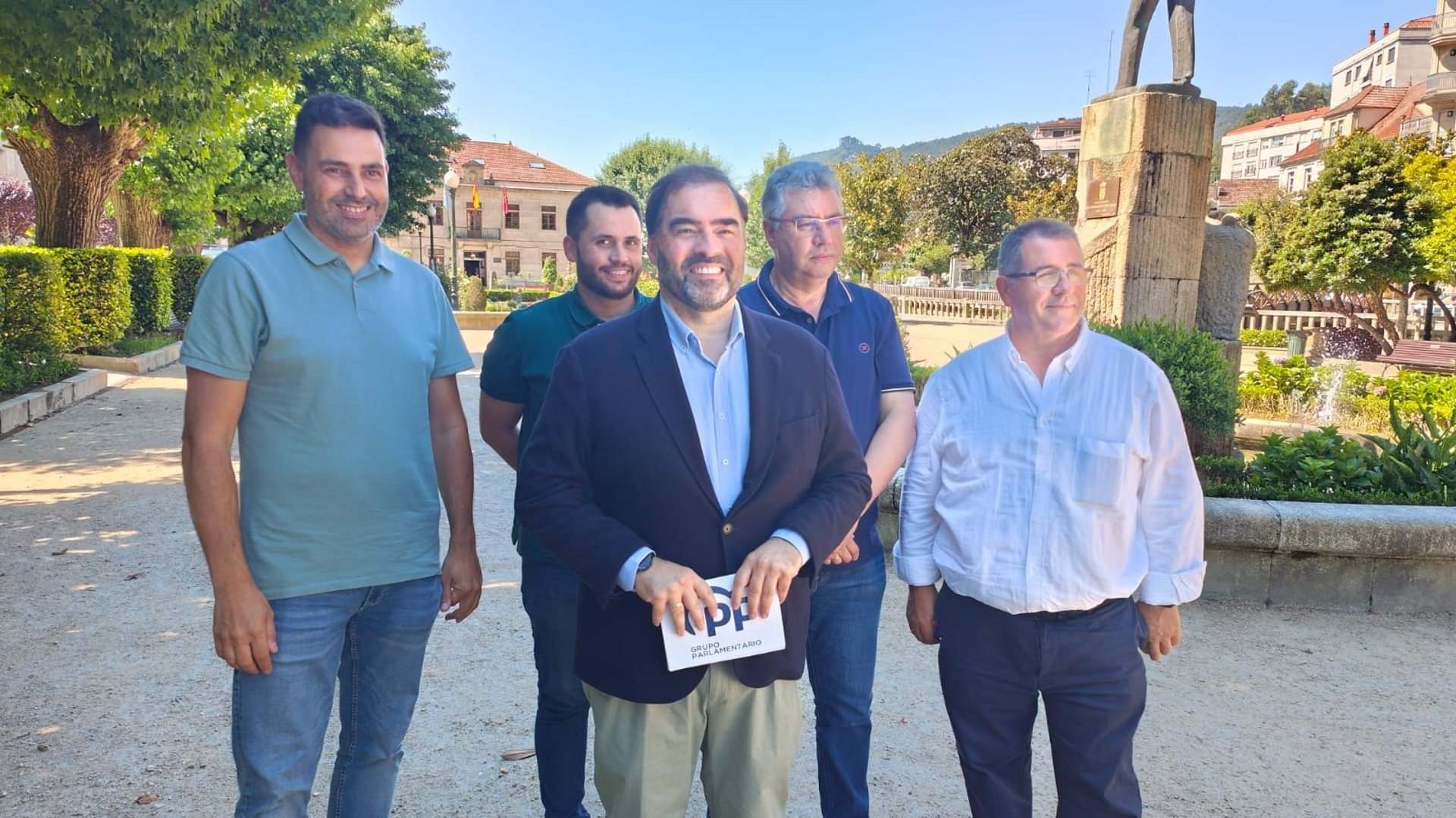El portavoz 'popular', Alberto Pazos, que este viernes se ha desplazado a Redondela (Pontevedra).