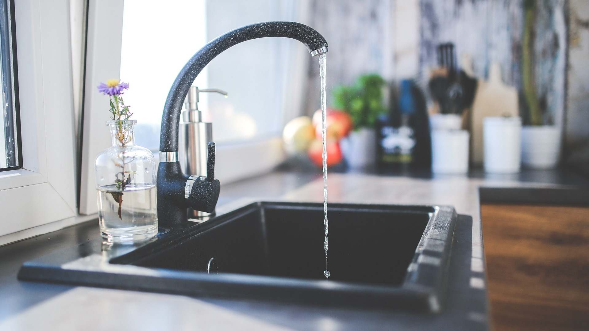 grifo de agua sequía Barcelona suministro