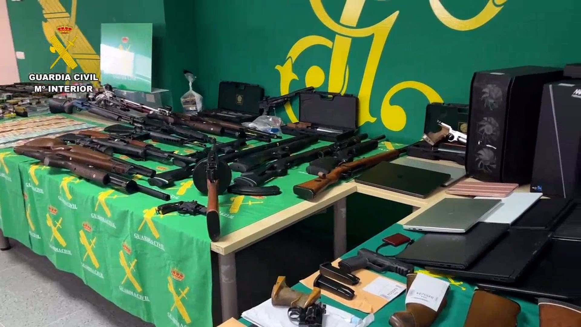Armas intervenidas en la operación Hervasio. - GUARDIA CIVIL